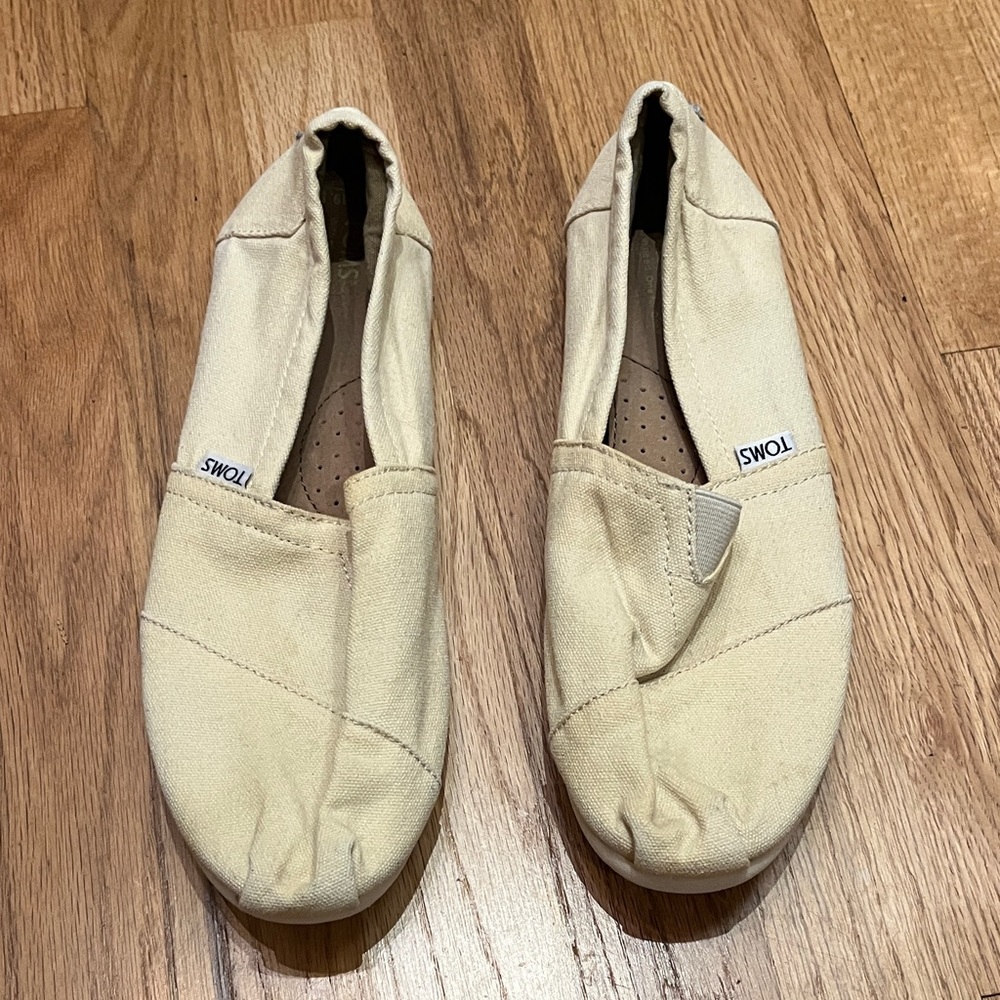 Toms Canvas Slip-On Shoes in Light Beige
